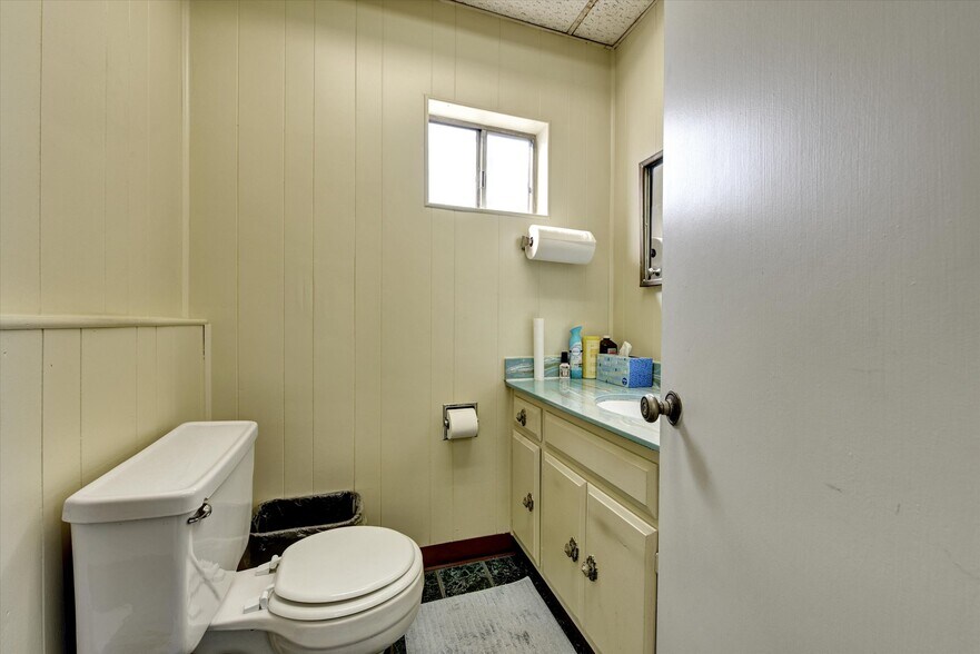 More Photos Of 12158 Firestone Blvd, Norwalk Freestanding For Sale