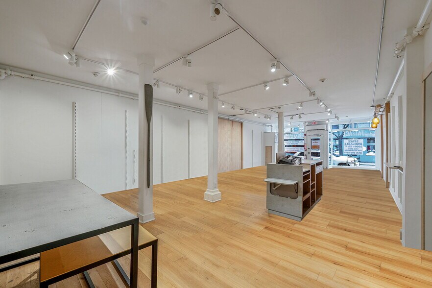 More Photos Of 136-138 Main St, Greenport Storefront Retail Residential For Sale