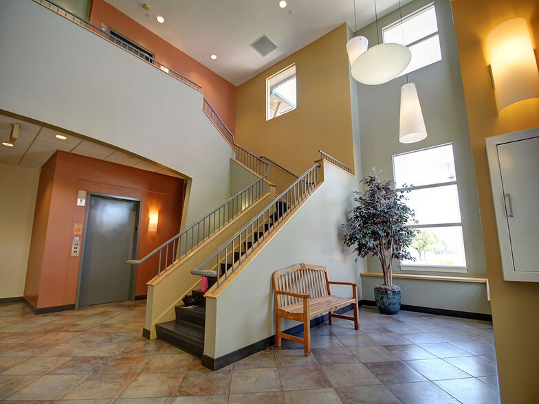 More Photos Of 1044 S 88th St, Louisville Office For Sale