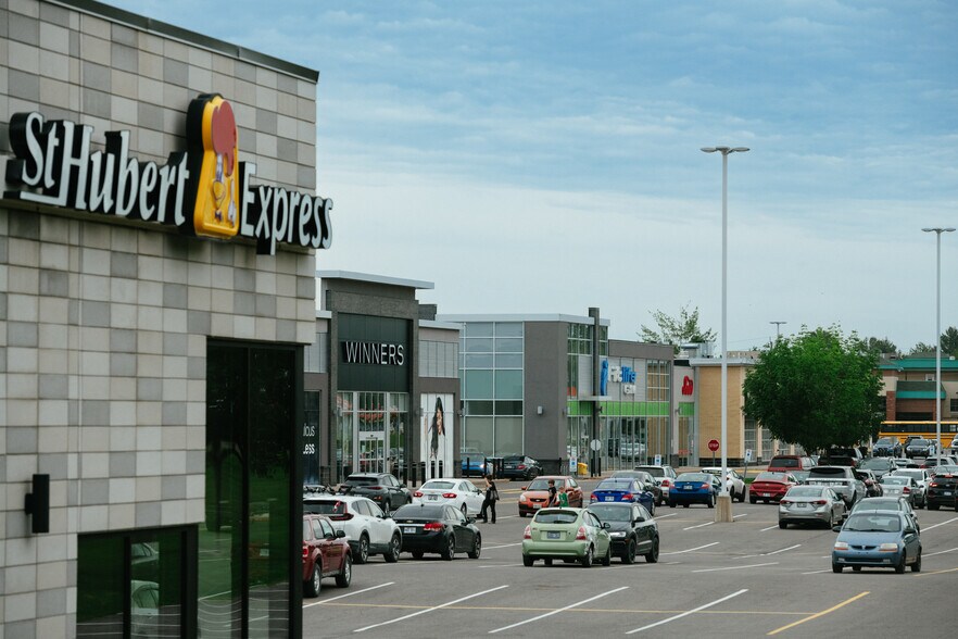 More Photos Of 454 Cr-17, Hawkesbury Storefront For Lease