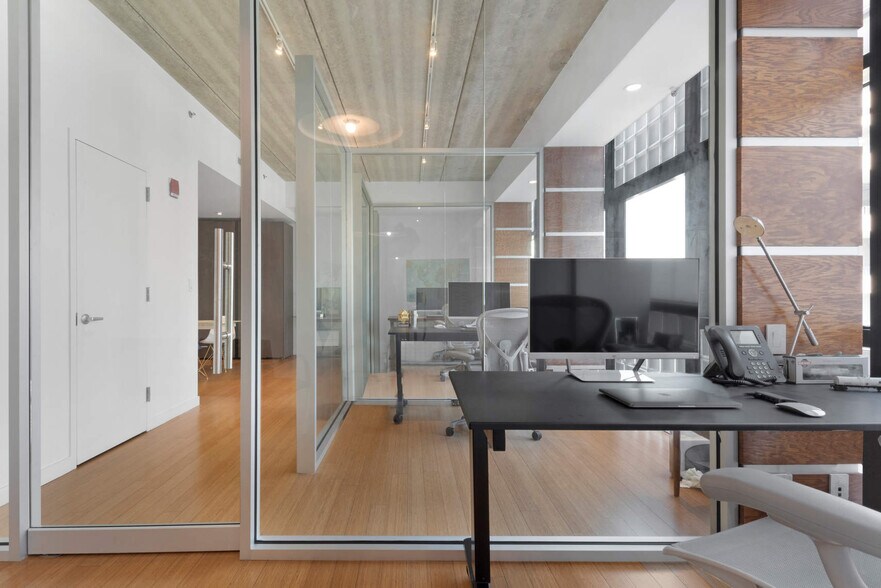 More Photos Of 520 W 27th St, New York Loft Creative Space For Lease