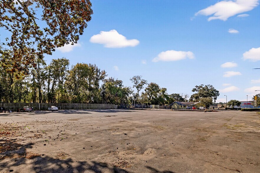 More Photos Of 9602 White Bluff Rd, Savannah Convenience Store For Sale