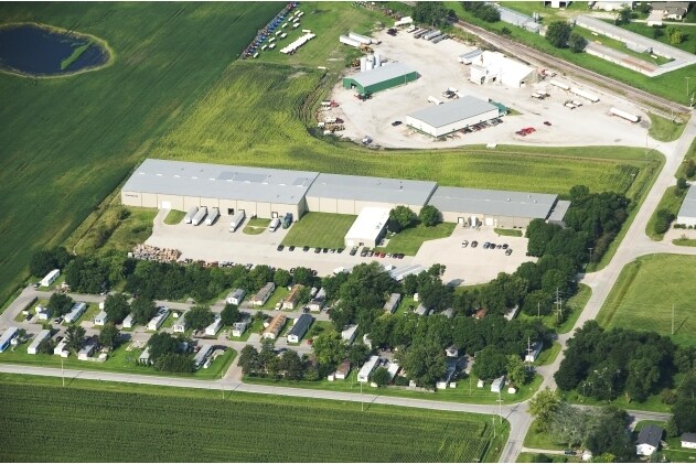 More Photos Of 216 W 1st St, Story City Manufacturing For Lease