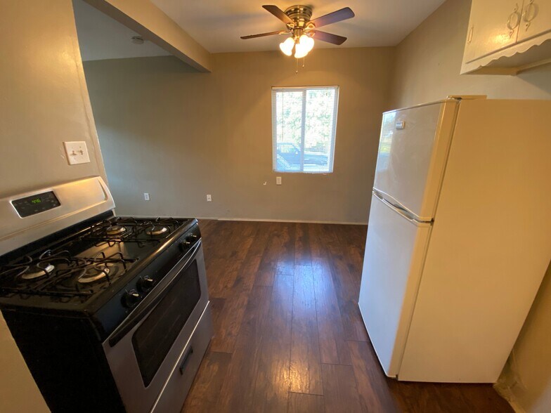 More Photos Of 1313 E 9th St, National City Apartments For Sale