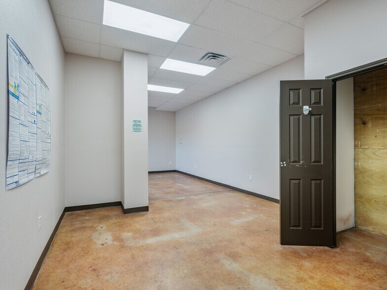 More Photos Of 6411 Highway 90 E, Knippa Refrigeration Cold Storage For Sale