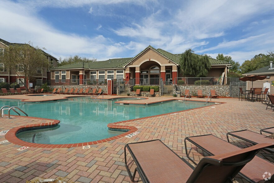 Primary Photo Of 215 Spencer Pl, Cayce Apartments For Sale