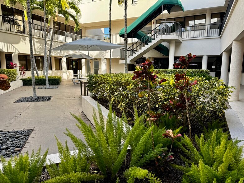 More Photos Of 851 Broken Sound Pky NW, Boca Raton Office For Sale