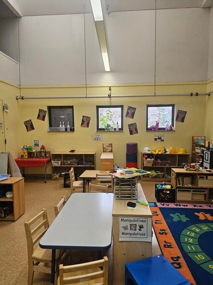 More Photos Of 2800 Caroline St, Saint Louis Specialty For Sale