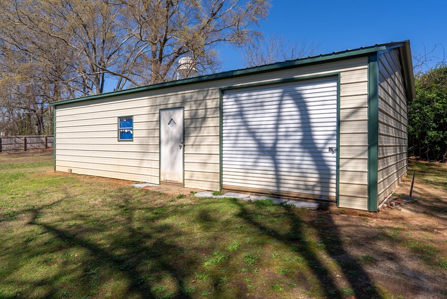 More Photos Of 300 N Green St, Williamston Land For Sale