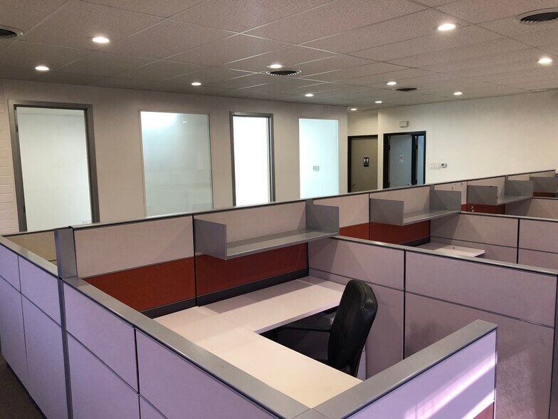 More Photos Of 23175-23177 La Cadena Dr, Laguna Hills Office For Lease