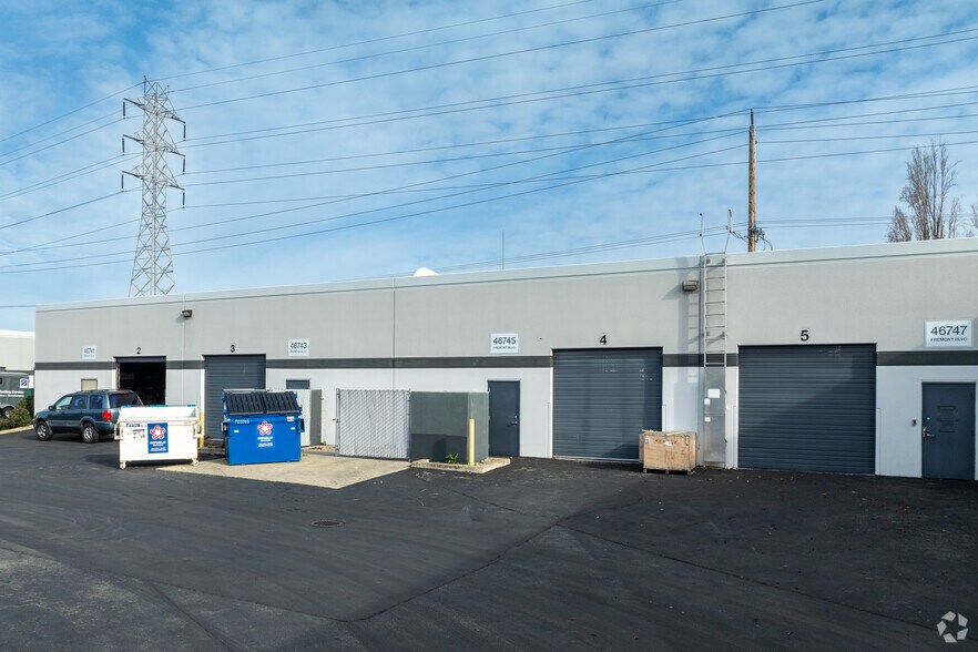 More Photos Of 4051-4065 Clipper Ct, Fremont Unknown For Lease