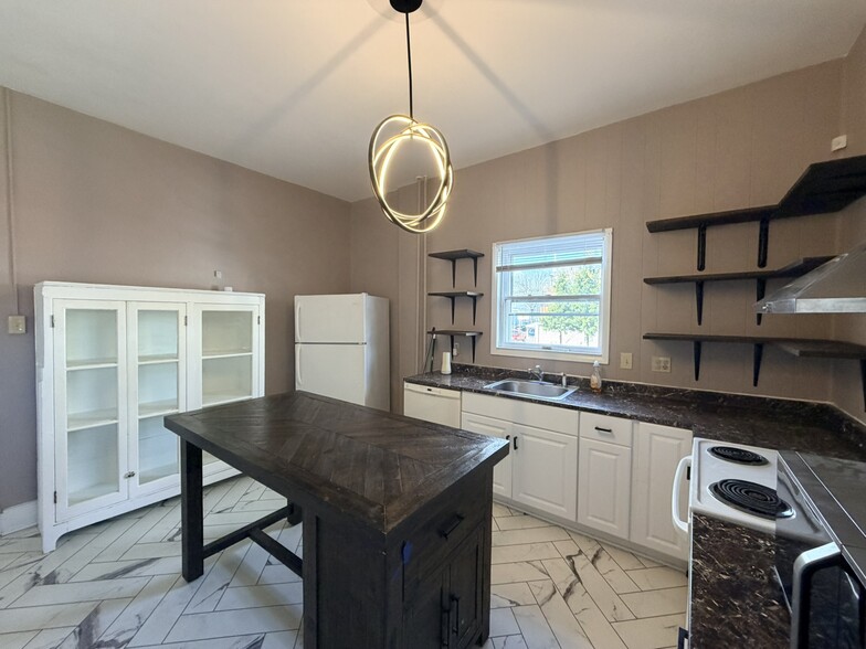 More Photos Of 228 E Washington St, Hagerstown Office Residential For Sale