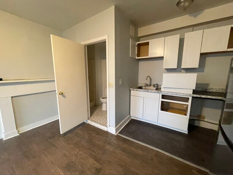 More Photos Of 79-83 Green St, Kingston Apartments For Sale