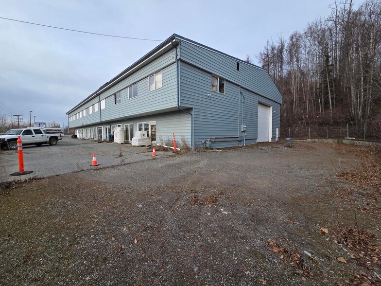 More Photos Of 301 N Lucus Rd, Wasilla Industrial For Sale