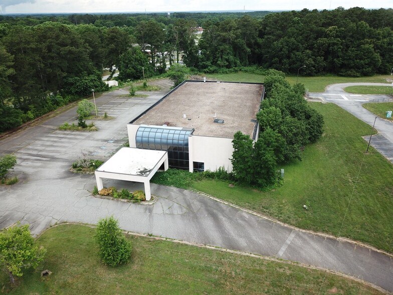 More Photos Of 60 Hospital, Newnan Office For Sale