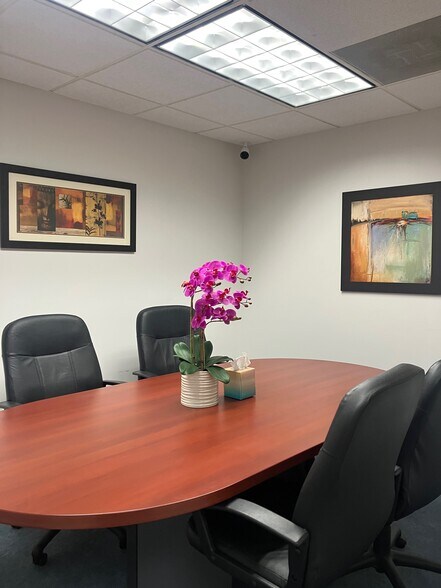 More Photos Of 7329-7351 Hanover Pky, Greenbelt Office For Lease