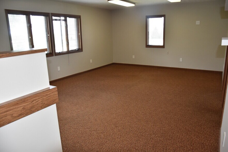 More Photos Of 5850 S County Road 25A, Tipp City Office For Lease