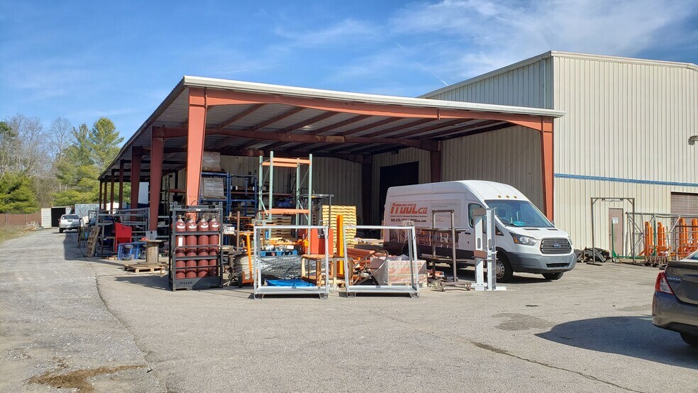 More Photos Of 100 Meco Ln, Oak Ridge Warehouse For Lease