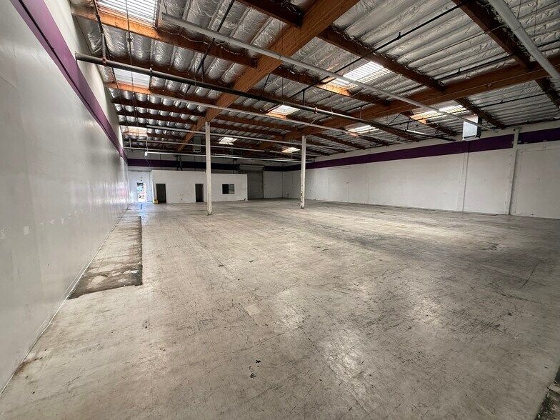 More Photos Of 2550 Main St, Chula Vista Unknown For Lease