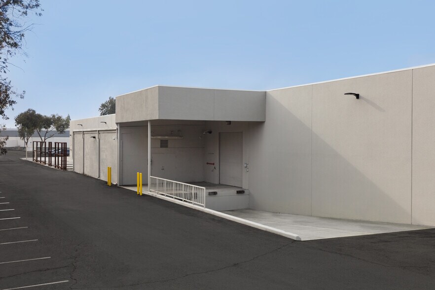 More Photos Of 48664 Milmont Dr, Fremont Research And Development For Lease