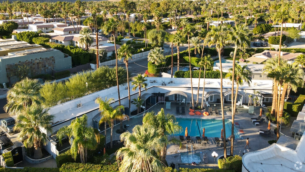 More Photos Of 2135 N Palm Canyon Dr, Palm Springs Hotel For Sale