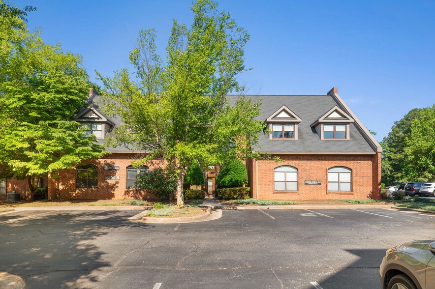 More Photos Of 107 Fountain Brook Cir, Cary Office For Sale