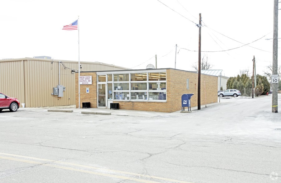 More Photos Of 102 W Mill St, Capac Post Office For Sale