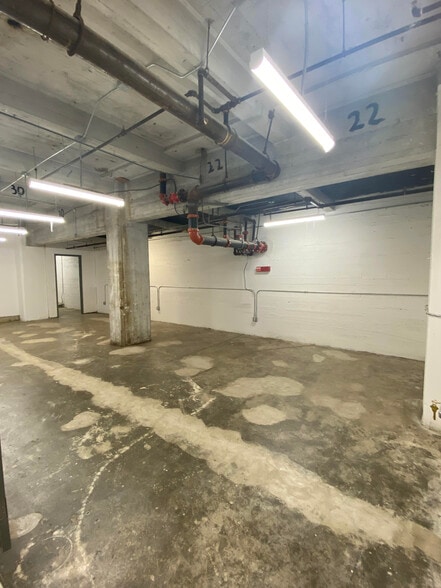 More Photos Of 901 E 31st St, Los Angeles Manufacturing For Lease