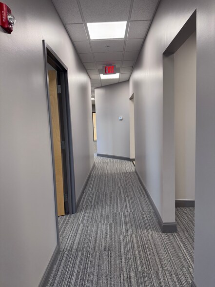 More Photos Of 399 Albany Shaker Rd, Loudonville Freestanding For Lease