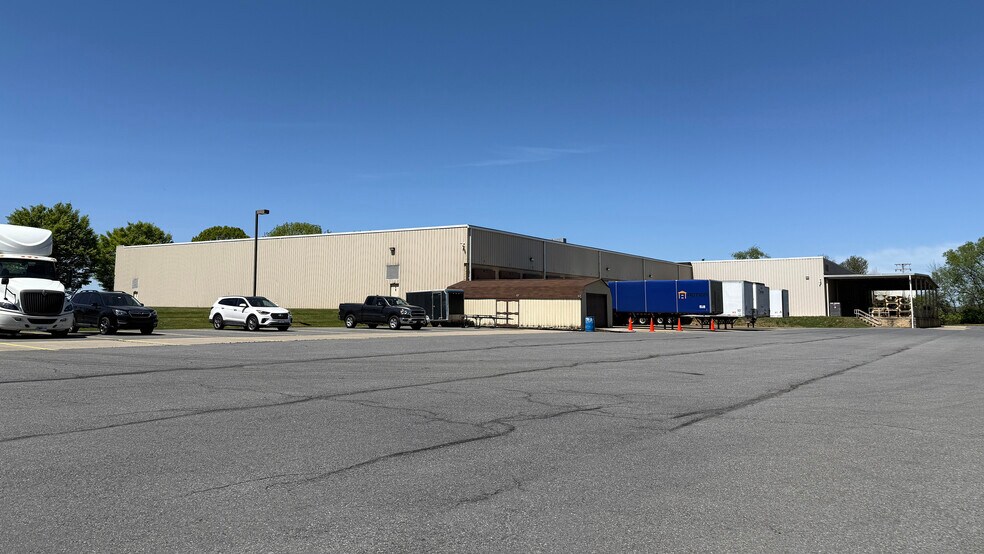 More Photos Of 14 McFadden Rd, Palmer Warehouse For Lease