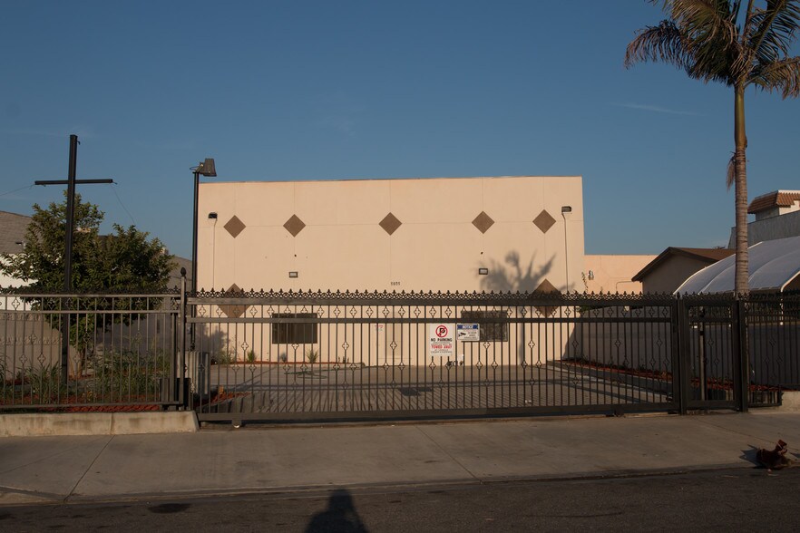 More Photos Of 2735 Tyler Ave, El Monte Warehouse For Lease