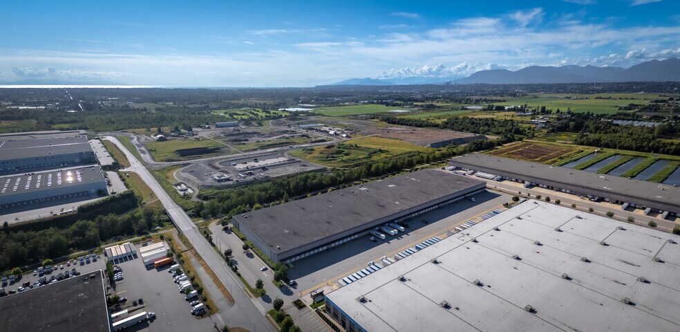 More Photos Of 16111 Blundell Rd, Richmond Distribution For Lease