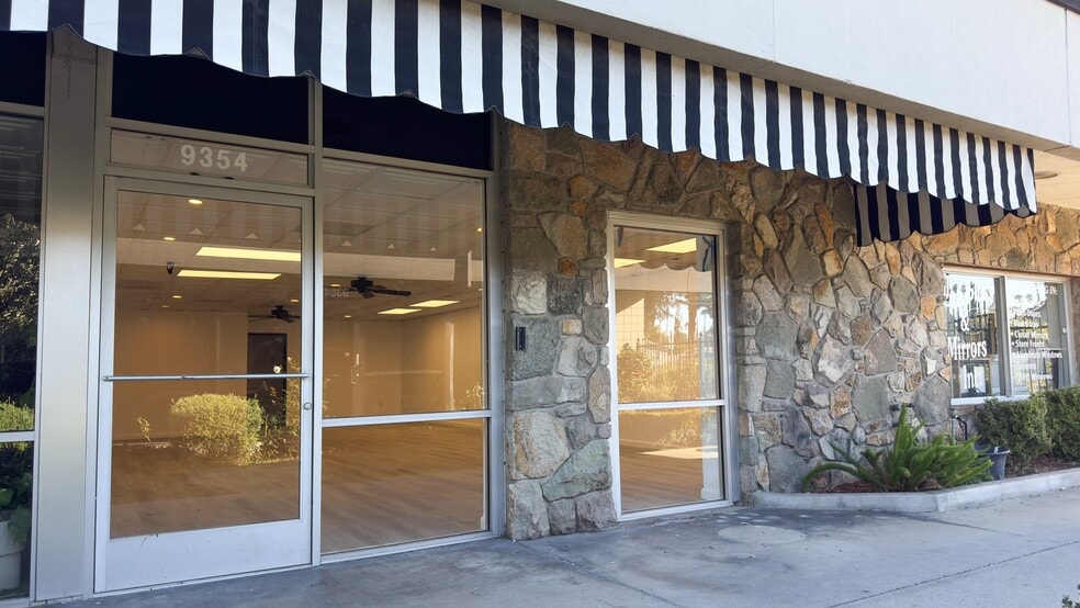 More Photos Of 9354-9356 Magnolia Ave, Riverside Freestanding For Lease