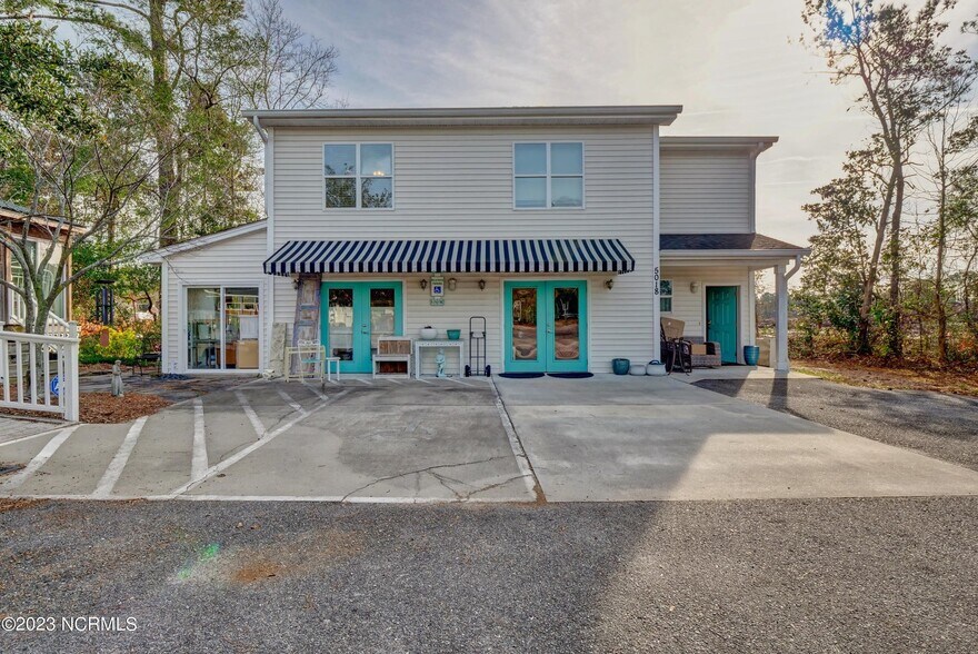 More Photos Of 5018 Oleander Dr, Wilmington Office Residential For Sale