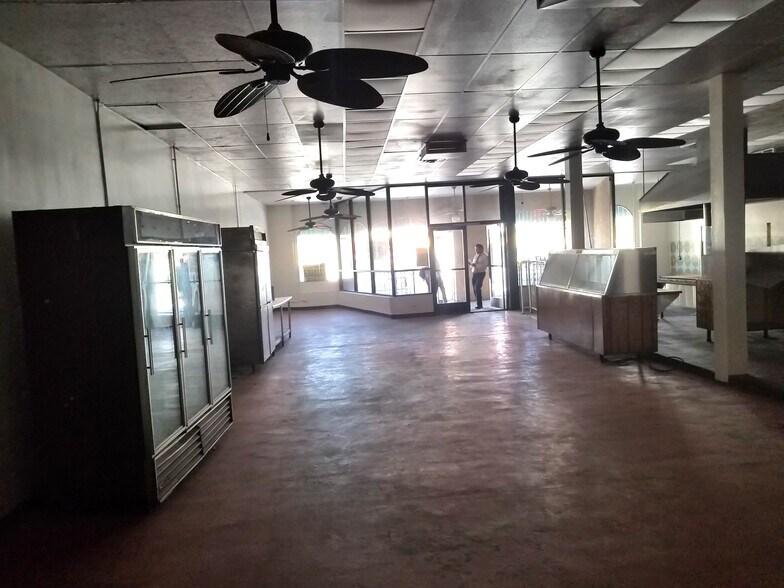 More Photos Of 607 W Whittier Blvd, Montebello Storefront For Sale