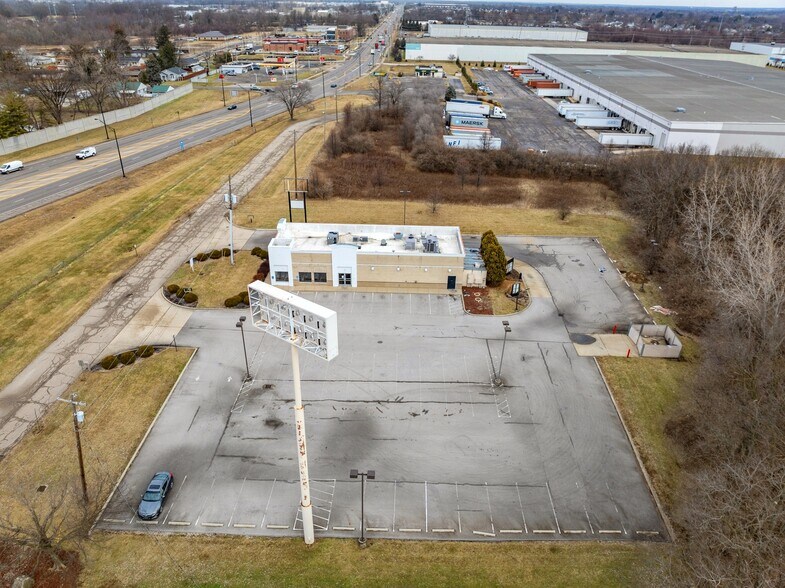 More Photos Of 4480 Alum Creek Dr, Columbus General Retail For Sale