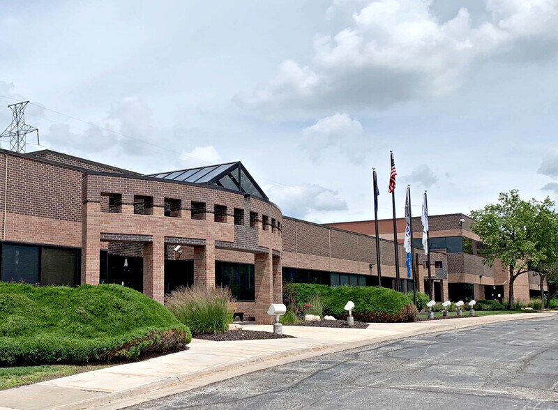 More Photos Of 11340 Blondo St, Omaha Loft Creative Space For Lease