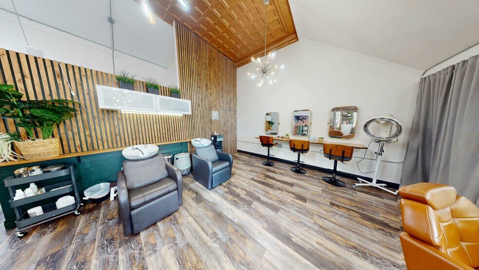 More Photos Of 104-110 S Park Ave, Sanford Storefront Retail Office For Sale