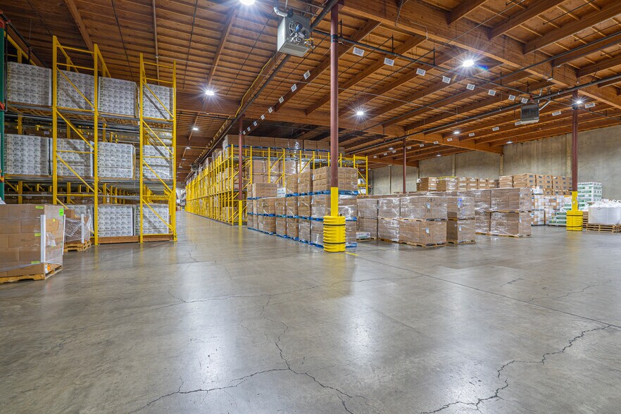 More Photos Of 845 Bassett St NW, Salem Manufacturing For Sale