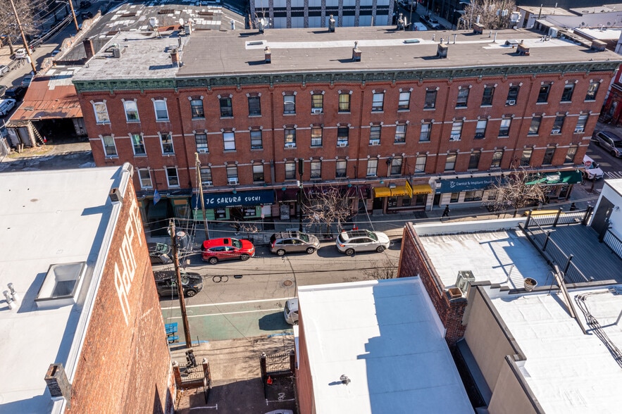 More Photos Of 358 Grove St, Jersey City Storefront Retail Residential For Lease