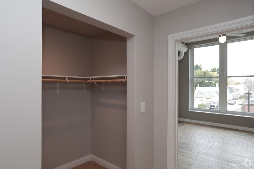 More Photos Of 2658 Scranton Rd, Cleveland Apartments For Lease