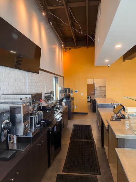 More Photos Of 19580 Cochran Blvd, Port Charlotte Freestanding For Lease