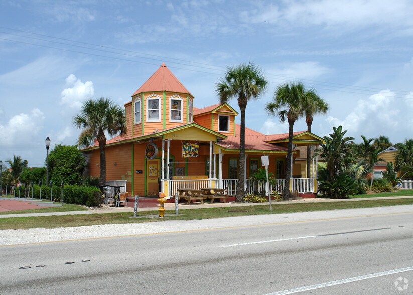 More Photos Of 142 N Atlantic Ave, Cocoa Beach Restaurant For Sale