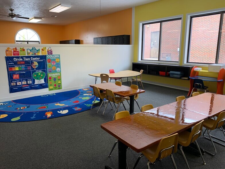 More Photos Of 7915 E Rockhill, Wichita Daycare Center For Sale