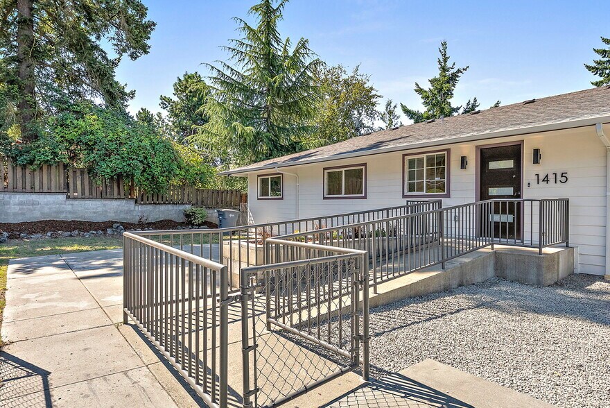 More Photos Of 1415 2nd St SE, Puyallup Assisted Living For Sale