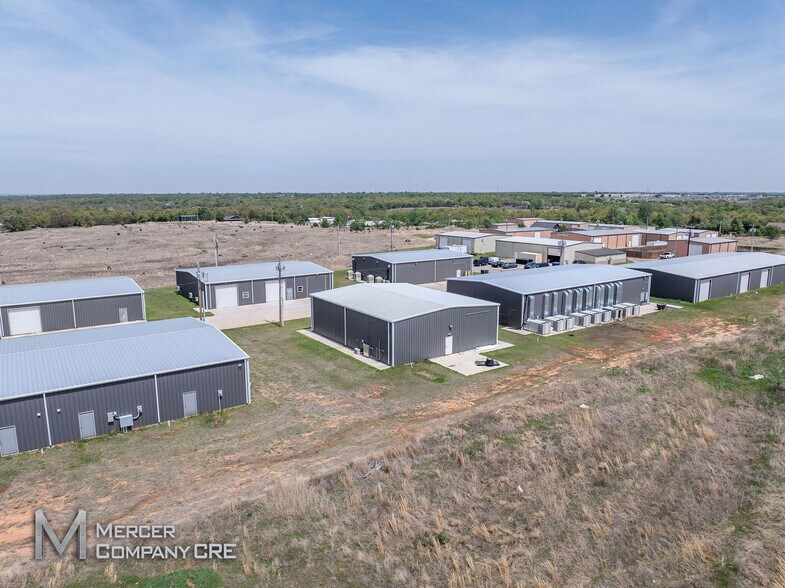 More Photos Of 240 Silver Ln, Edmond Warehouse For Sale