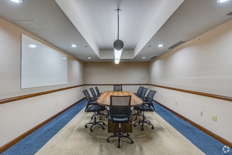 More Photos Of 600 Rinehart Rd, Lake Mary Office For Sale