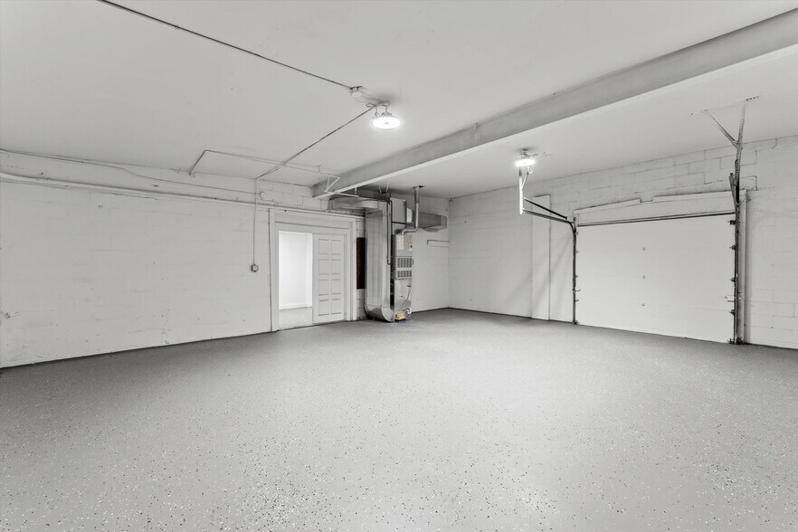 More Photos Of 25611 Van Born Rd, Taylor Freestanding For Sale