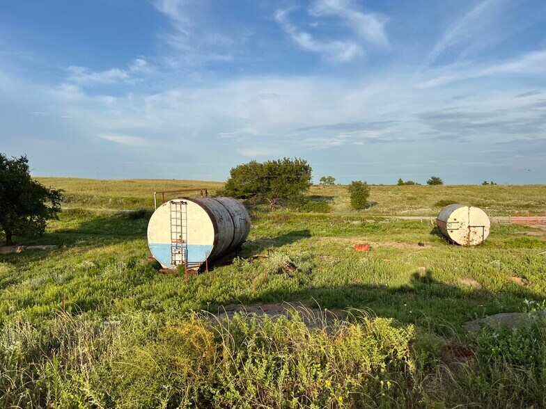 More Photos Of 10807 N 1960 Rd, Elk City Land For Sale