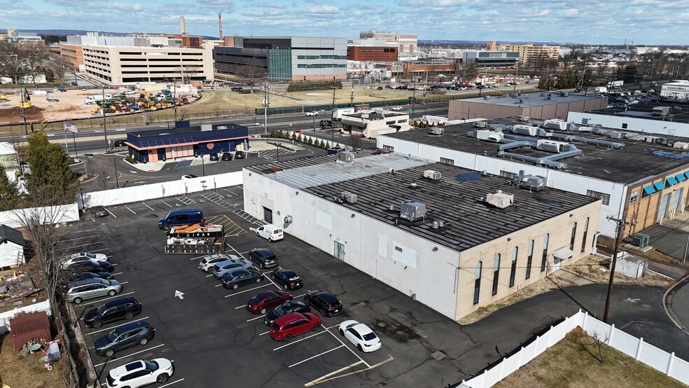 More Photos Of 2100 Felver Ct, Rahway Warehouse For Sale